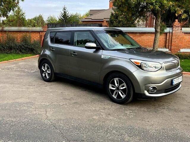 Серый Киа Soul, объемом двигателя 0 л и пробегом 90 тыс. км за 6999 $, фото 2 на Automoto.ua