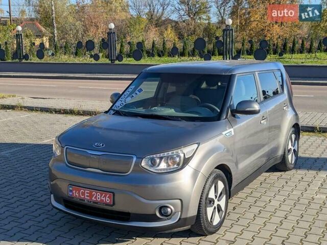 Сірий Кіа Soul, об'ємом двигуна 0 л та пробігом 165 тис. км за 5400 $, фото 32 на Automoto.ua