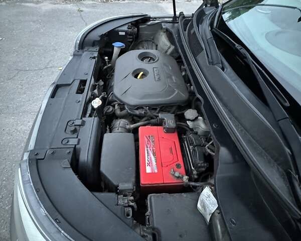 Серый Киа Soul, объемом двигателя 2 л и пробегом 240 тыс. км за 9800 $, фото 19 на Automoto.ua