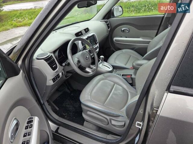 Серый Киа Soul, объемом двигателя 0 л и пробегом 91 тыс. км за 8900 $, фото 9 на Automoto.ua