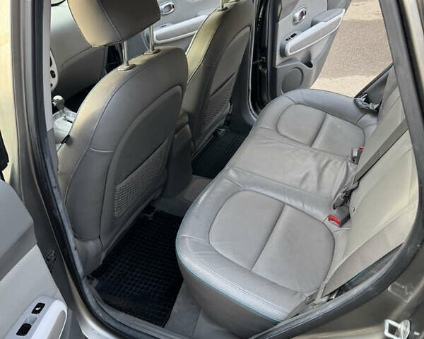 Серый Киа Soul, объемом двигателя 0 л и пробегом 119 тыс. км за 5750 $, фото 50 на Automoto.ua