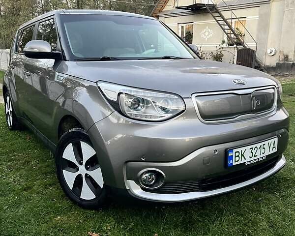 Серый Киа Soul, объемом двигателя 0 л и пробегом 111 тыс. км за 6700 $, фото 14 на Automoto.ua