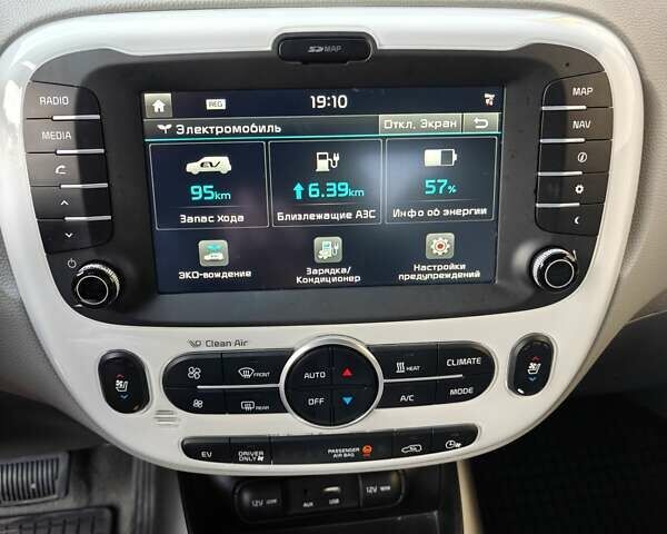 Серый Киа Soul, объемом двигателя 0 л и пробегом 115 тыс. км за 6999 $, фото 28 на Automoto.ua