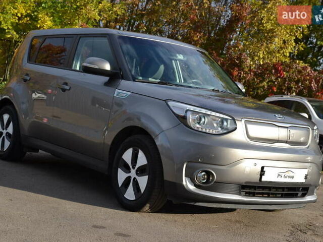 Сірий Кіа Soul, об'ємом двигуна 0 л та пробігом 148 тис. км за 5800 $, фото 4 на Automoto.ua