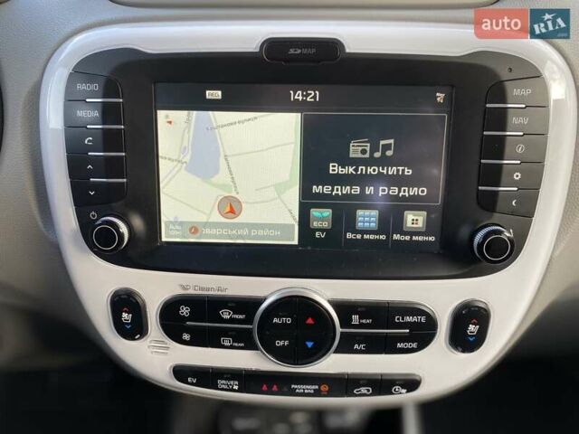 Серый Киа Soul, объемом двигателя 0 л и пробегом 158 тыс. км за 7099 $, фото 15 на Automoto.ua