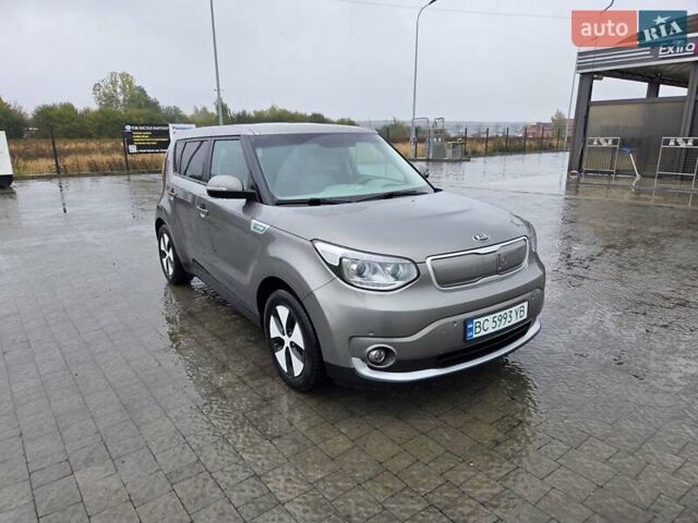 Серый Киа Soul, объемом двигателя 0 л и пробегом 91 тыс. км за 8900 $, фото 3 на Automoto.ua