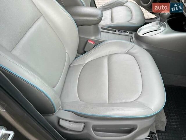 Киа Soul 2015 в Хмельницком на Automoto.ua Серый Киа Soul, объемом двигателя 0 л и пробегом 95 тыс. км за 6500 $, фото 40 на Automoto.ua