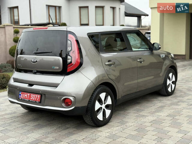 Серый Киа Soul, объемом двигателя 0 л и пробегом 111 тыс. км за 7100 $, фото 8 на Automoto.ua