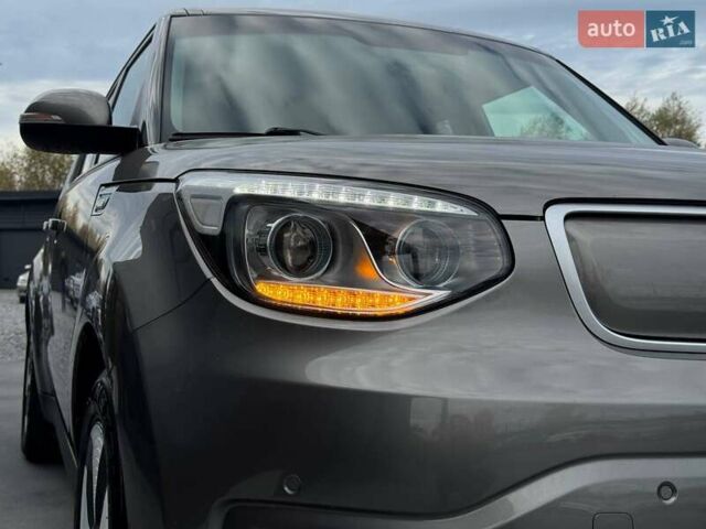 Серый Киа Soul, объемом двигателя 0 л и пробегом 123 тыс. км за 6950 $, фото 11 на Automoto.ua