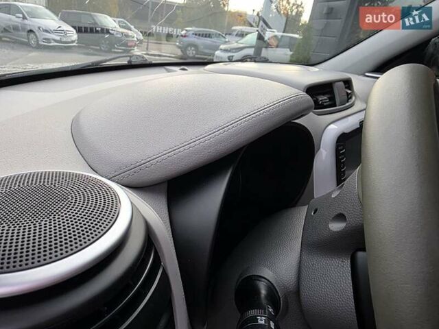 Сірий Кіа Soul, об'ємом двигуна 0 л та пробігом 114 тис. км за 6500 $, фото 40 на Automoto.ua