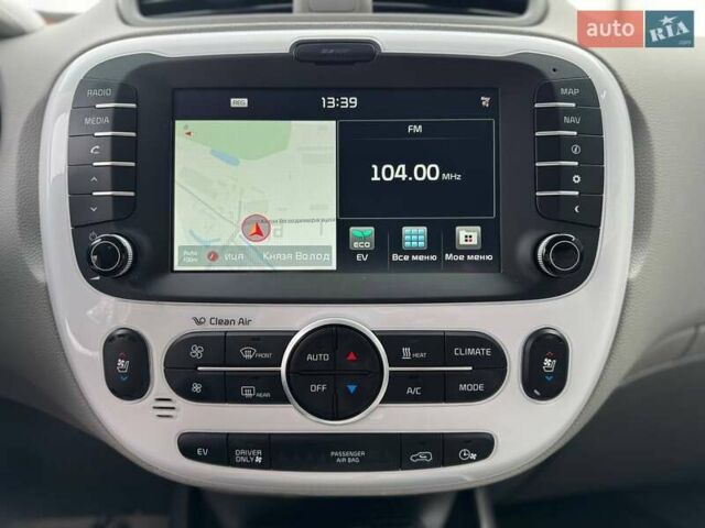 Серый Киа Soul, объемом двигателя 0 л и пробегом 123 тыс. км за 6950 $, фото 40 на Automoto.ua