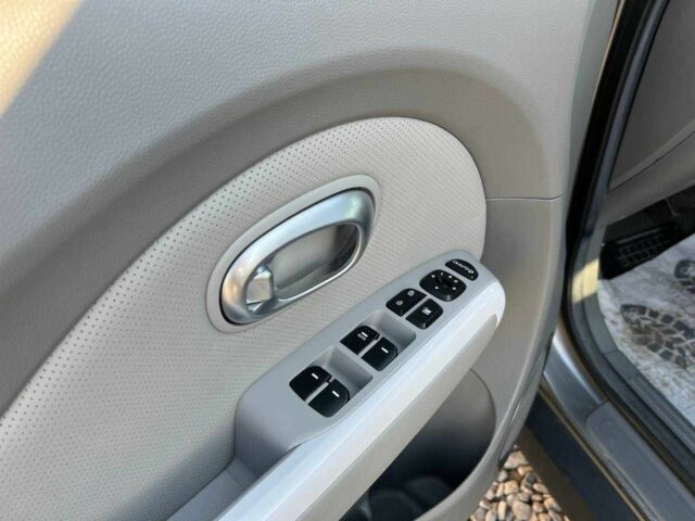 Сірий Кіа Soul, об'ємом двигуна 0 л та пробігом 152 тис. км за 6499 $, фото 14 на Automoto.ua