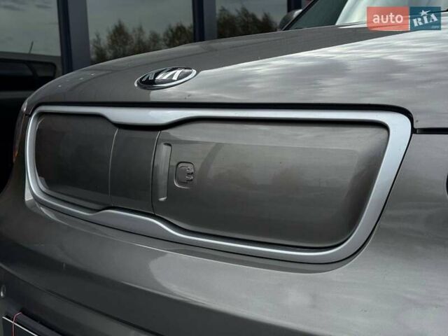 Серый Киа Soul, объемом двигателя 0 л и пробегом 123 тыс. км за 6950 $, фото 12 на Automoto.ua