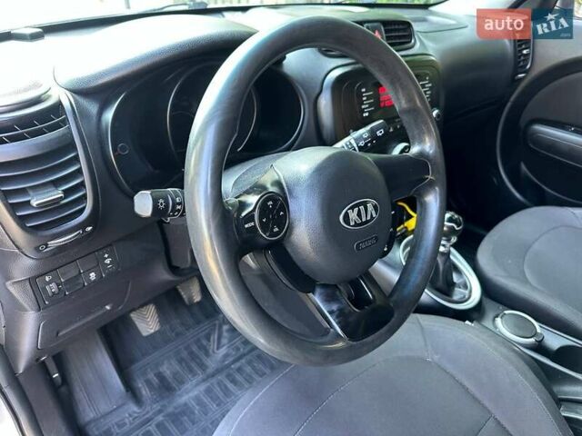 Сірий Кіа Soul, об'ємом двигуна 1.58 л та пробігом 205 тис. км за 8450 $, фото 7 на Automoto.ua