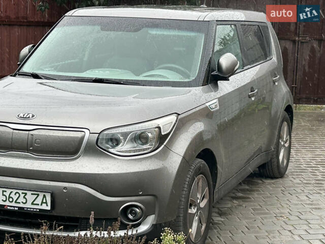 Сірий Кіа Soul, об'ємом двигуна 0 л та пробігом 143 тис. км за 7600 $, фото 1 на Automoto.ua