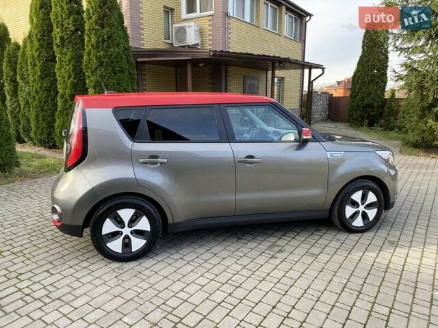 Серый Киа Soul, объемом двигателя 0 л и пробегом 135 тыс. км за 7299 $, фото 3 на Automoto.ua