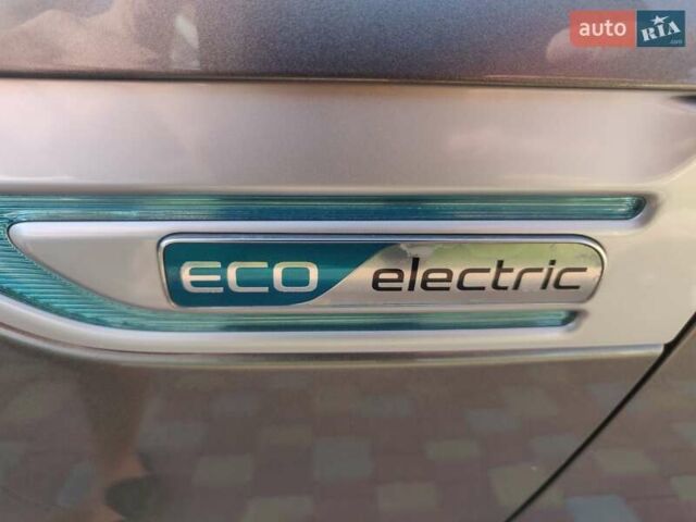 Серый Киа Soul, объемом двигателя 0 л и пробегом 92 тыс. км за 8000 $, фото 17 на Automoto.ua