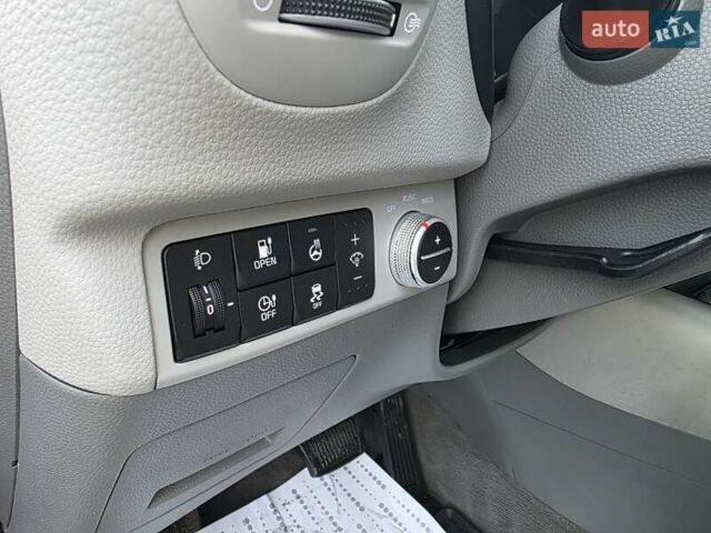 Сірий Кіа Soul, об'ємом двигуна 0 л та пробігом 114 тис. км за 6500 $, фото 38 на Automoto.ua