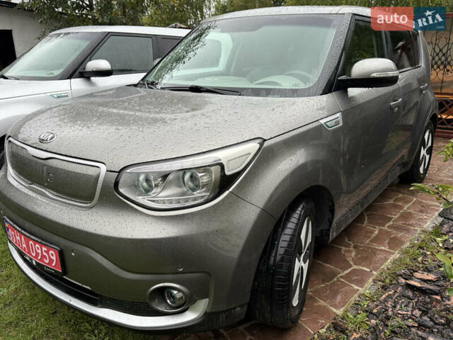 Серый Киа Soul, объемом двигателя 0 л и пробегом 109 тыс. км за 6499 $, фото 48 на Automoto.ua
