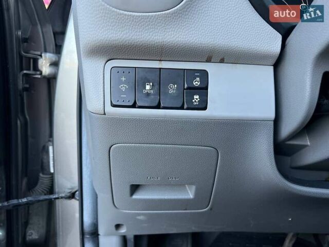 Серый Киа Soul, объемом двигателя 0 л и пробегом 150 тыс. км за 6990 $, фото 12 на Automoto.ua