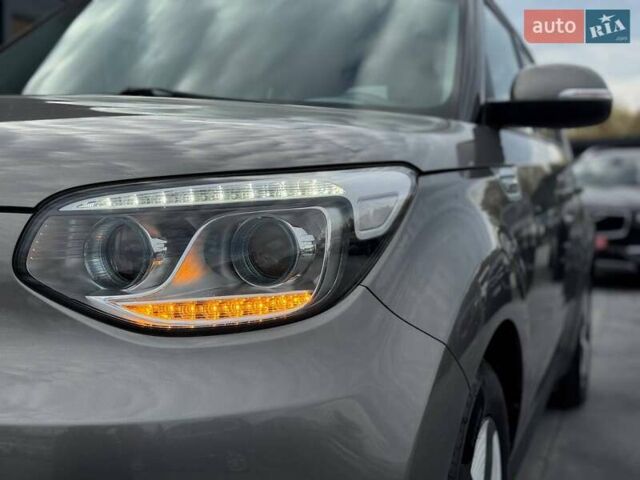 Серый Киа Soul, объемом двигателя 0 л и пробегом 123 тыс. км за 6950 $, фото 9 на Automoto.ua