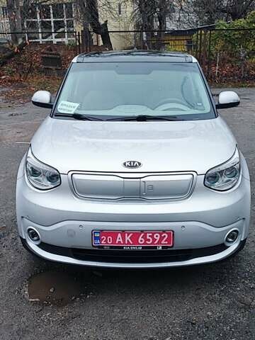 Серый Киа Soul, объемом двигателя 0 л и пробегом 84 тыс. км за 7500 $, фото 9 на Automoto.ua