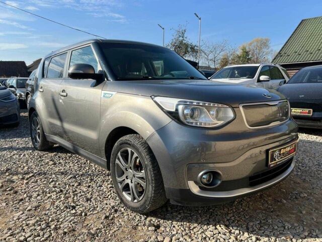 Сірий Кіа Soul, об'ємом двигуна 0 л та пробігом 152 тис. км за 6499 $, фото 9 на Automoto.ua