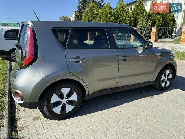 Серый Киа Soul, объемом двигателя 0 л и пробегом 109 тыс. км за 6499 $, фото 9 на Automoto.ua