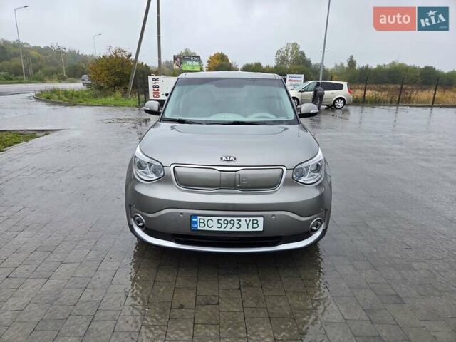 Серый Киа Soul, объемом двигателя 0 л и пробегом 91 тыс. км за 8900 $, фото 2 на Automoto.ua
