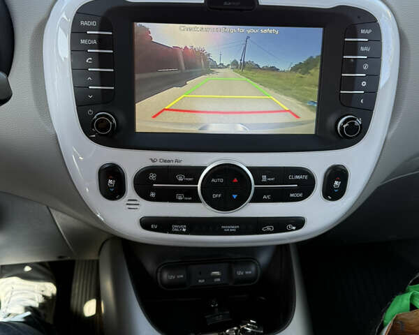 Серый Киа Soul, объемом двигателя 0 л и пробегом 109 тыс. км за 6499 $, фото 40 на Automoto.ua