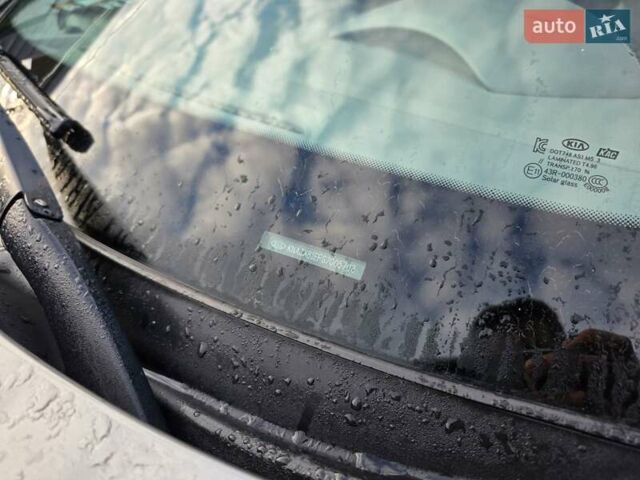 Сірий Кіа Soul, об'ємом двигуна 0 л та пробігом 114 тис. км за 6500 $, фото 23 на Automoto.ua
