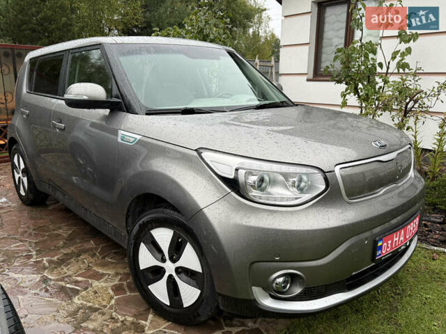 Серый Киа Soul, объемом двигателя 0 л и пробегом 109 тыс. км за 6499 $, фото 47 на Automoto.ua