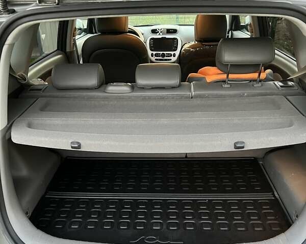 Серый Киа Soul, объемом двигателя 0 л и пробегом 111 тыс. км за 6700 $, фото 13 на Automoto.ua