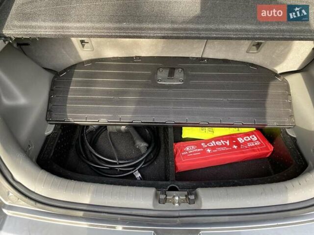 Серый Киа Soul, объемом двигателя 0 л и пробегом 135 тыс. км за 7299 $, фото 23 на Automoto.ua
