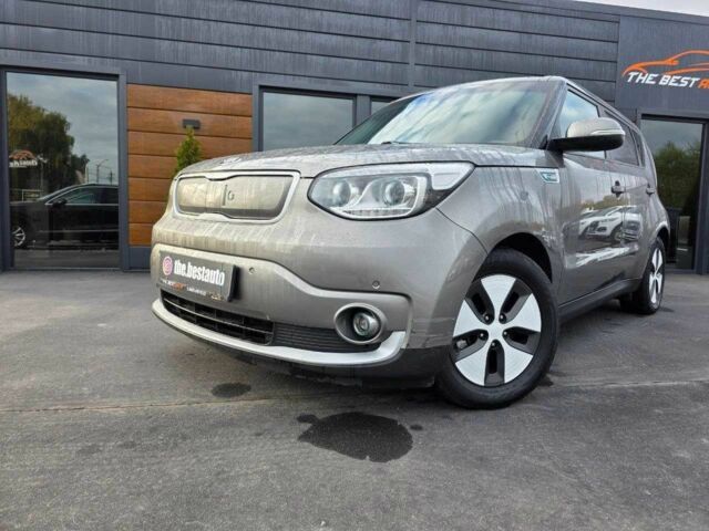 Серый Киа Soul, объемом двигателя 0 л и пробегом 114 тыс. км за 5900 $, фото 1 на Automoto.ua