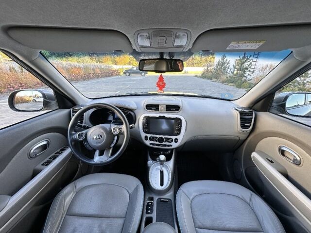 Серый Киа Soul, объемом двигателя 0 л и пробегом 160 тыс. км за 9600 $, фото 1 на Automoto.ua