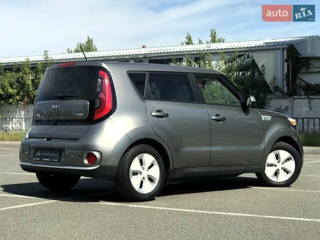 Серый Киа Soul, объемом двигателя 0 л и пробегом 100 тыс. км за 6400 $, фото 13 на Automoto.ua