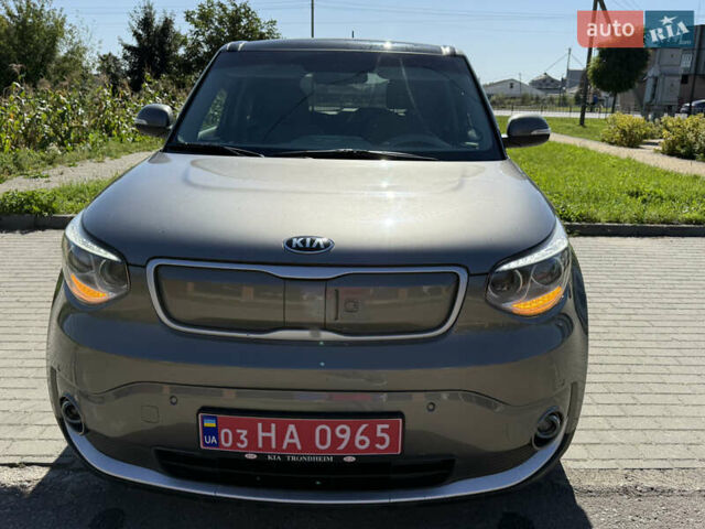 Серый Киа Soul, объемом двигателя 0 л и пробегом 109 тыс. км за 6499 $, фото 3 на Automoto.ua