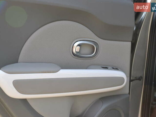 Сірий Кіа Soul, об'ємом двигуна 0 л та пробігом 148 тис. км за 5800 $, фото 19 на Automoto.ua