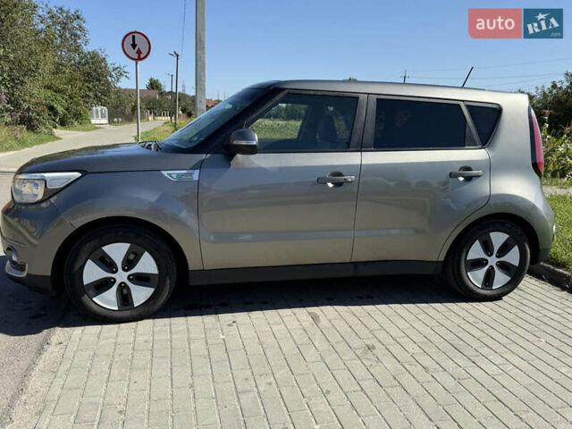 Серый Киа Soul, объемом двигателя 0 л и пробегом 109 тыс. км за 6499 $, фото 20 на Automoto.ua