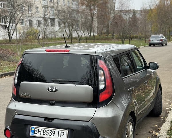 Сірий Кіа Soul, об'ємом двигуна 2 л та пробігом 114 тис. км за 10700 $, фото 4 на Automoto.ua