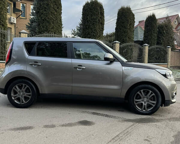 Серый Киа Soul, объемом двигателя 0 л и пробегом 119 тыс. км за 5750 $, фото 17 на Automoto.ua