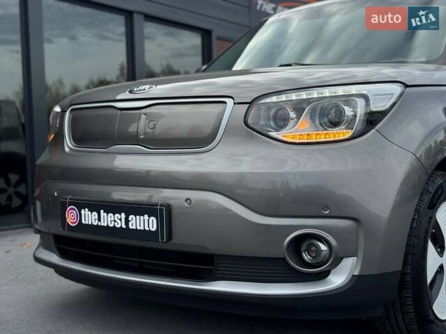 Серый Киа Soul, объемом двигателя 0 л и пробегом 123 тыс. км за 6950 $, фото 8 на Automoto.ua