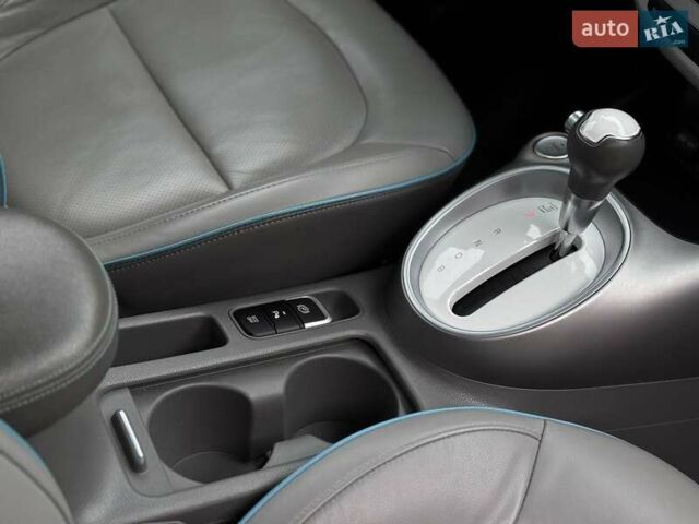 Серый Киа Soul, объемом двигателя 0 л и пробегом 123 тыс. км за 6950 $, фото 62 на Automoto.ua