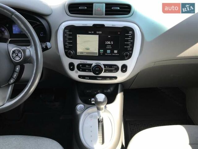 Серый Киа Soul, объемом двигателя 0 л и пробегом 100 тыс. км за 6400 $, фото 37 на Automoto.ua