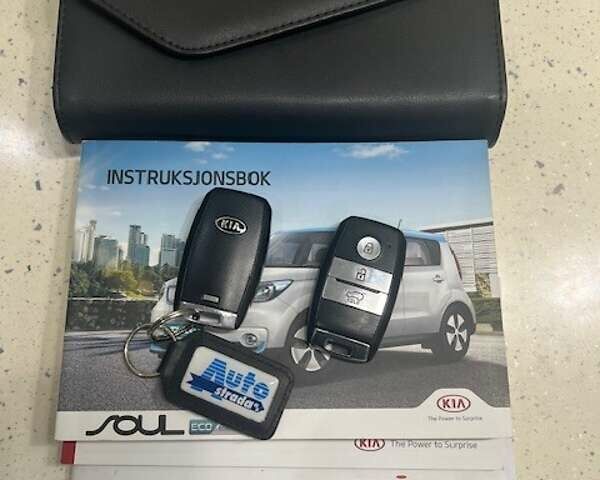 Киа Soul 2015 в Хмельницком на Automoto.ua Серый Киа Soul, объемом двигателя 0 л и пробегом 95 тыс. км за 6500 $, фото 69 на Automoto.ua