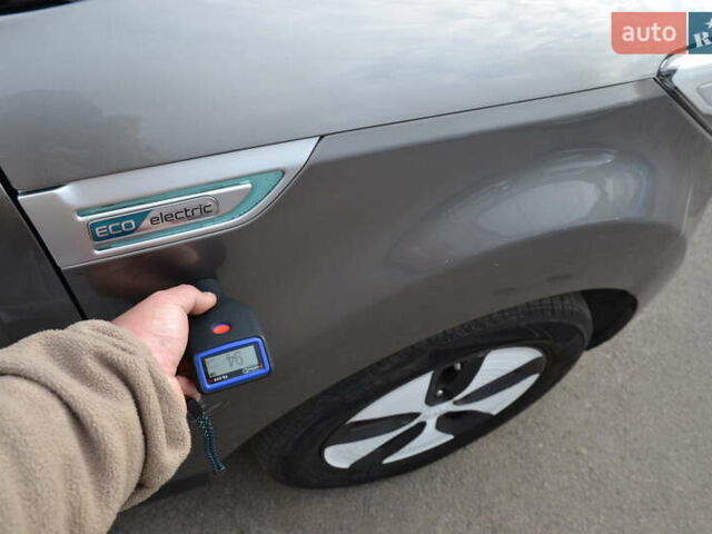 Сірий Кіа Soul, об'ємом двигуна 0 л та пробігом 148 тис. км за 5800 $, фото 39 на Automoto.ua