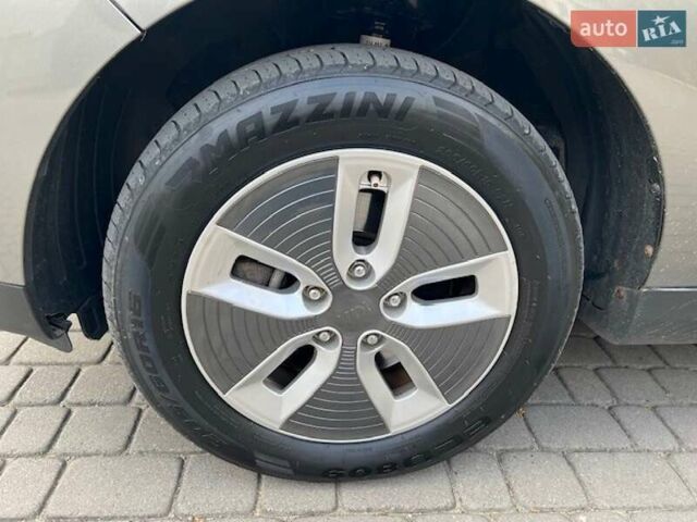 Киа Soul 2015 в Хмельницком на Automoto.ua Серый Киа Soul, объемом двигателя 0 л и пробегом 95 тыс. км за 6500 $, фото 59 на Automoto.ua