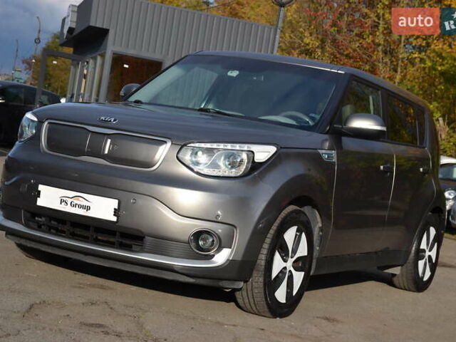 Сірий Кіа Soul, об'ємом двигуна 0 л та пробігом 148 тис. км за 5800 $, фото 1 на Automoto.ua