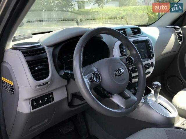 Серый Киа Soul, объемом двигателя 0 л и пробегом 100 тыс. км за 6400 $, фото 22 на Automoto.ua
